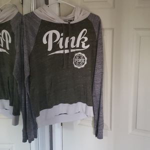 3/$30 !!!! ⚡️.   Victoria secret hoodie